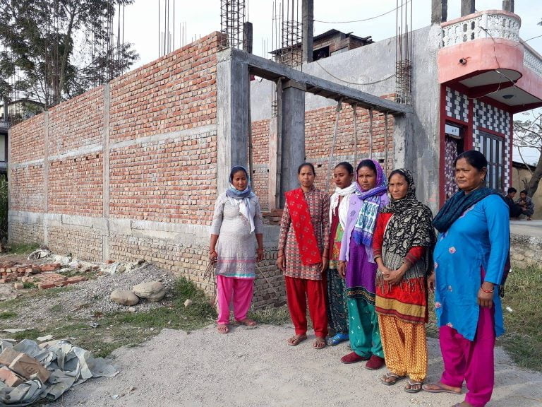 कृषि मजदुरी गरेर महिला समूहले पक्की भवन बनाउँदै