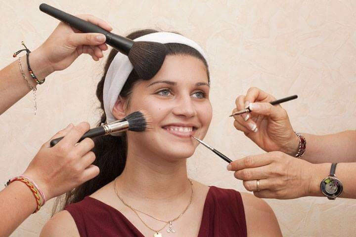 नवलपरासीको सुस्तामा २ महिने ब्युटिसियन तालीम संचालन हुँदै