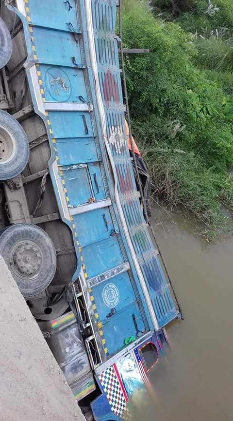 सवारी दुर्घटनामा दुईको ज्यान गयो