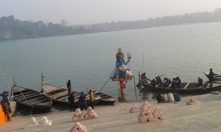 त्रिवेणीमा माघे औंसीको स्नान मेला, मेलामा भारतीयकाे चाप