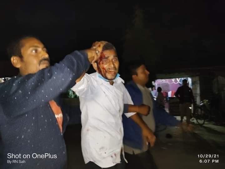 प्रदर्शनकारी र प्रहरीबीच झडप, ६ बढी घाईते