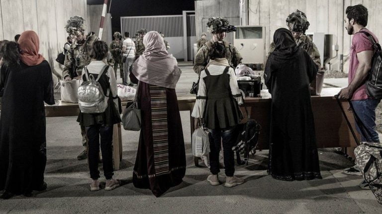 अफगानिस्तान छाड्नेहरूमा सयभन्दा बढी सङ्गीतकार