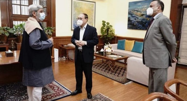 हृदयेश त्रिपाठीकाे भारतीय विदेश सचिव हर्षवर्धनसित भेट