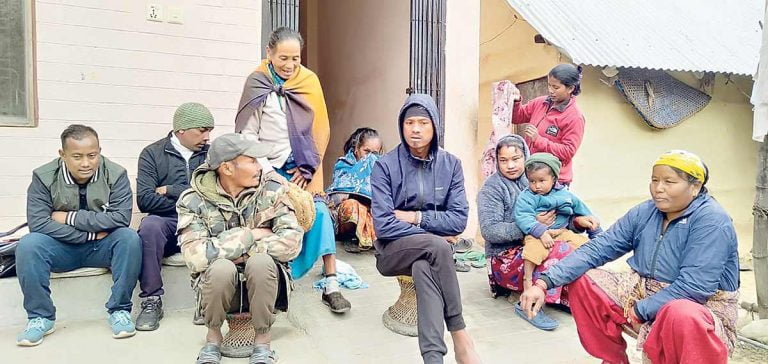 हराउँदै थारु संस्कृति