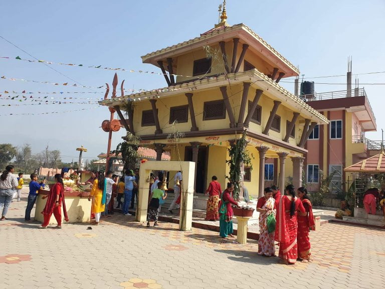 नवलपरासीमा पनि मनाईदै शिवरात्री पर्व