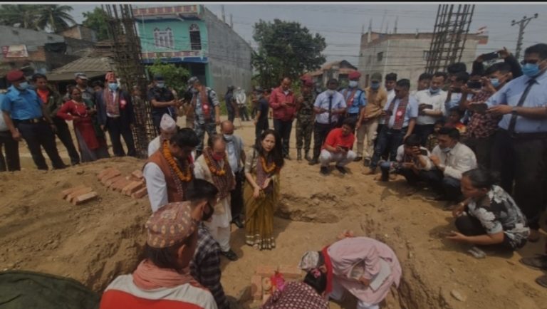 भारत सरकारको आर्थिक अनुदान सहयोगमा विद्यालय भवनको शिलान्यास