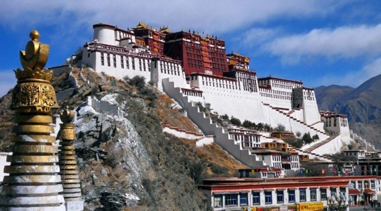 तिब्बतमा संग्रहालयहरूप्रति चीनको इच्छाका पछाडि के छ ?