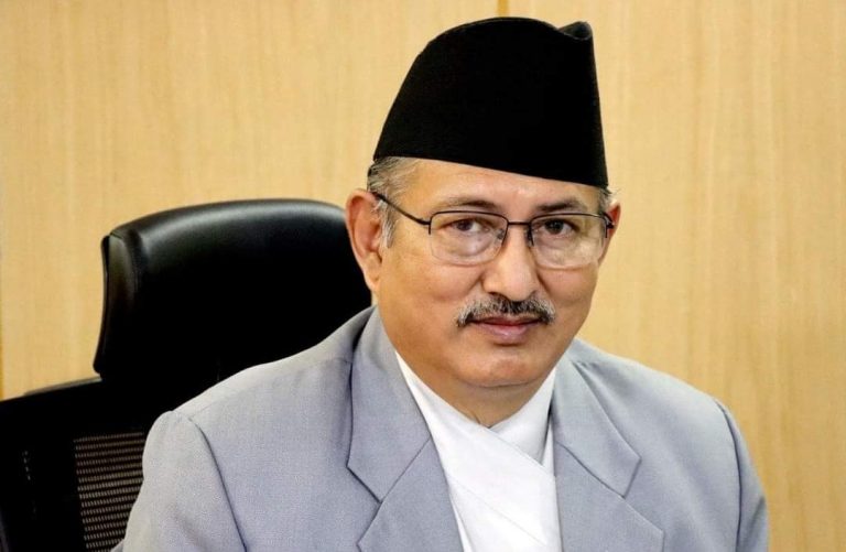 नागरिकता विधेयकमा गृहमन्त्रीकाे नयाँ खुलासाले एमाले सांसदहरूकाे भागाभाग