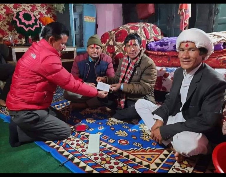 बझाङमा युवाकाे राेजाईमा नेता सिंहकाे चर्चा