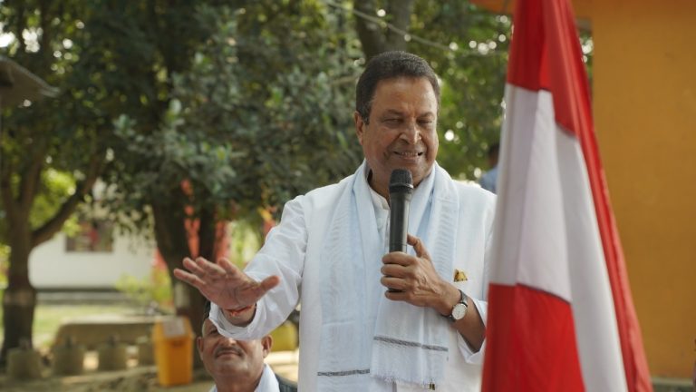 विकासका लागि निर्विकल्प विनोद चौधरी