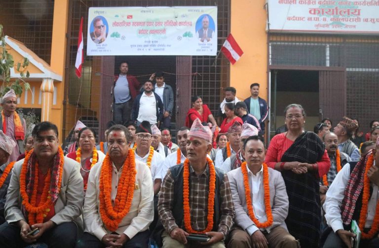 महामन्त्री खनाल र चौधरी एउटै मञ्चमा: कांग्रेस जिताउने प्रतिबद्धता