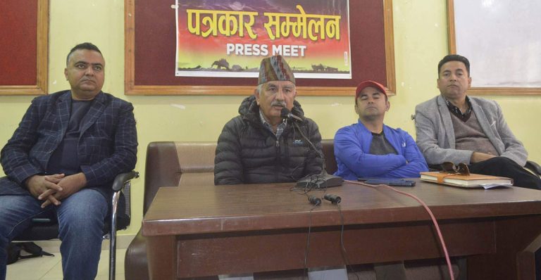 एमाले र कांग्रेस मिलेर सरकार बनाउनुपर्छ : सुरेन्द्र पाण्डे