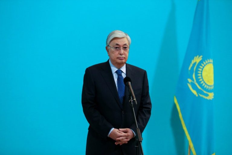 किन काजाकिस्तानले आफ्नो उइगर कजिनहरूलाई पाखा लगाउँछ?