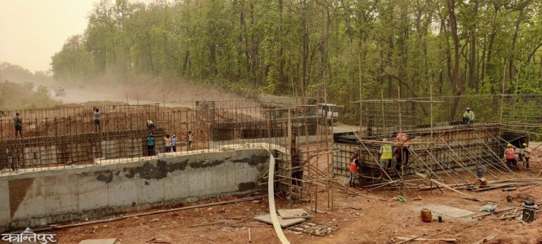 बुटवल- नारायणगढ सडकमा डेढ वर्ष म्याद थपिदिन ठेकेदारको माग