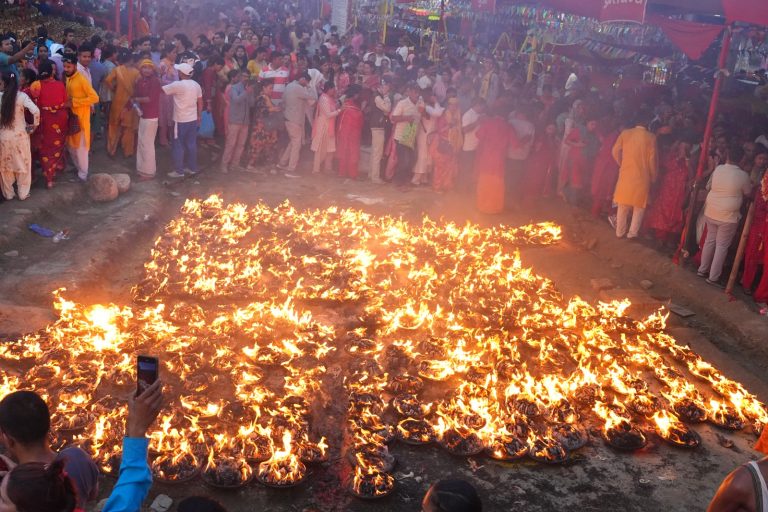 कोटिहोममा एकै दिन झन्डै ५ लाख भक्तजनको उपस्थिती, २१ करोड दीप प्रज्वलन