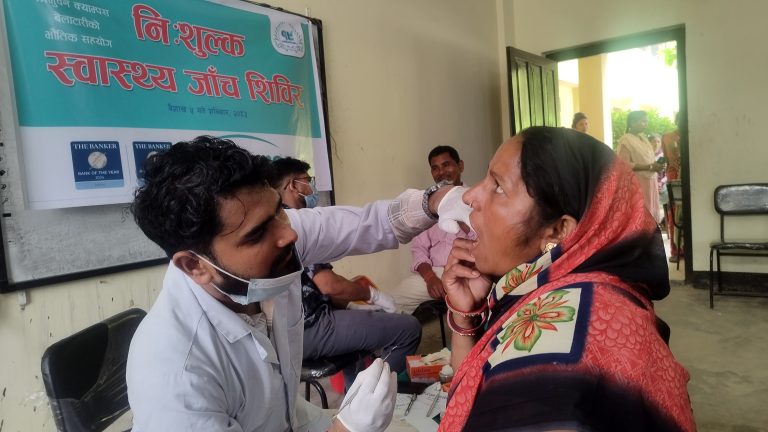 बेलाटारीमा सिटिजन बैंकको निःशुल्क दाँत स्वास्थ्य शिविर सम्पन्न, ८५ जनाले लिए सेवा