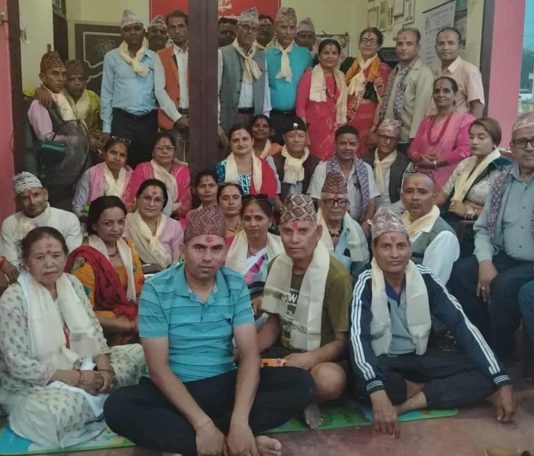 नवनिर्वाचित जिल्ला कार्य समितिलाई सम्मान